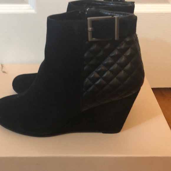 The cutest booties ever - Picture 2 of 2